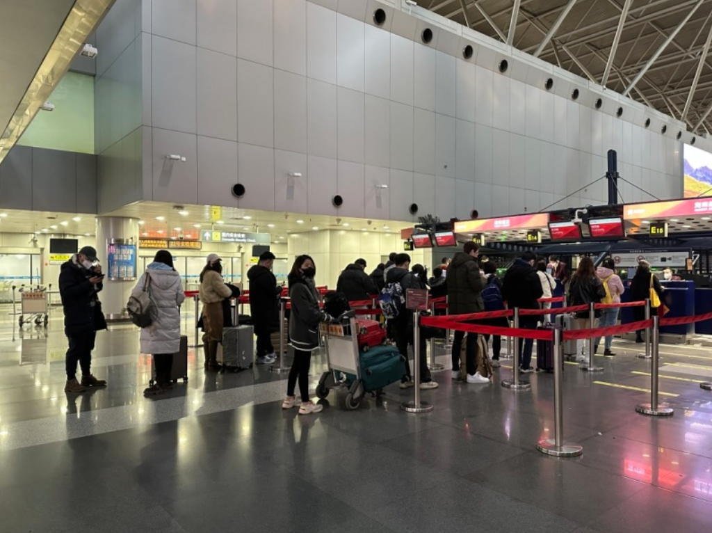 多条热门航线客座率达九成！首都机场今天预计保障旅客10.8万人次